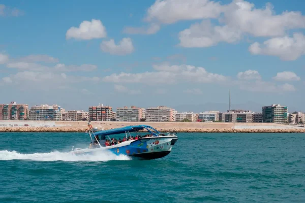 Lancha rápida Santa Pola Tabarca navegando